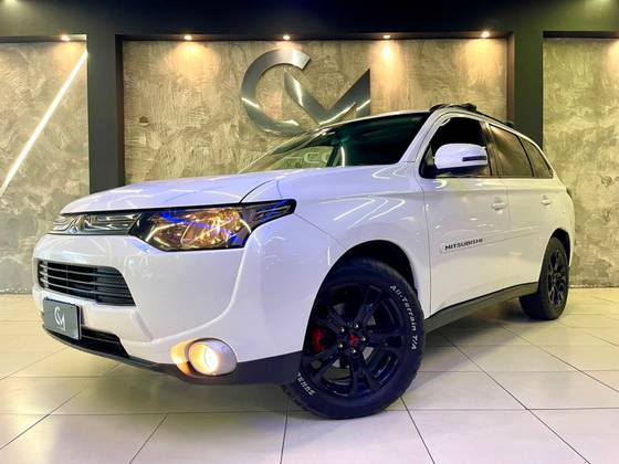 MITSUBISHI OUTLANDER 2.0 16V GASOLINA 4P AUTOMÁTICO MITSUBISHI OUTLANDER 2.0 16V GASOLINA 4P AUTOMÁTICO